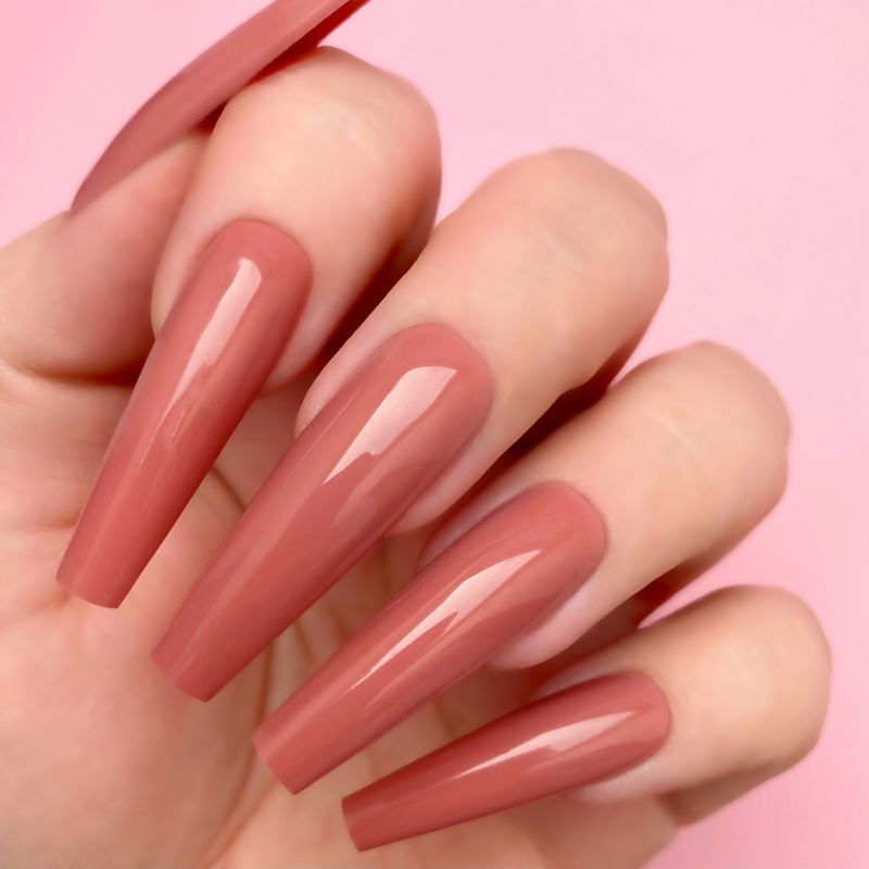 G5012 Chic Happens swatch