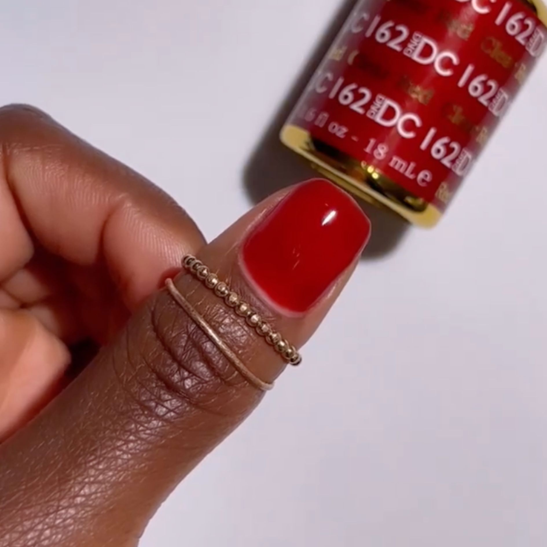 DND DC Matching Polish Set Gel & Lacquer #162 Clear Red