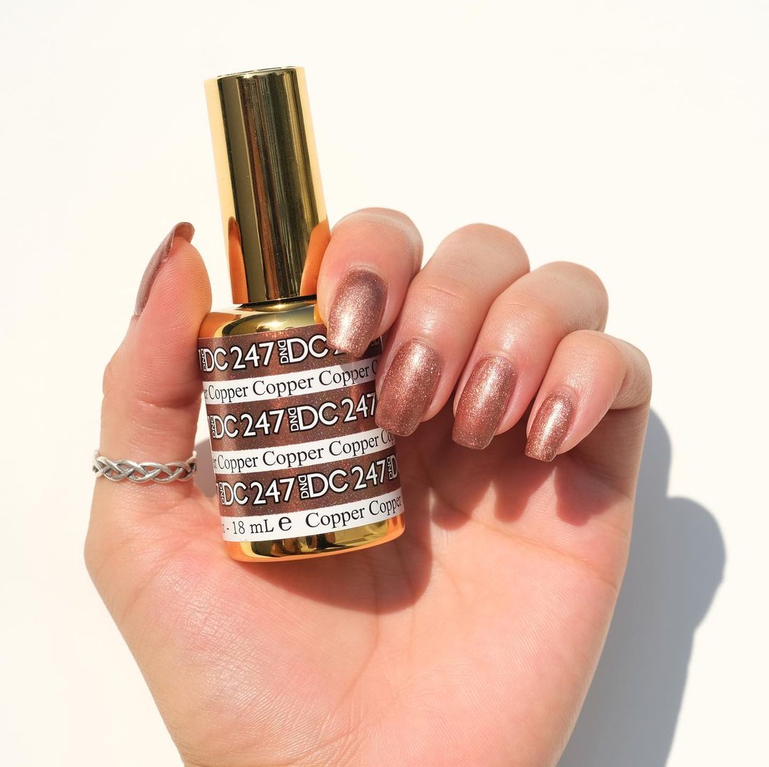 DND DC Soak-off Gel Polish #247 Copper 0.6 oz