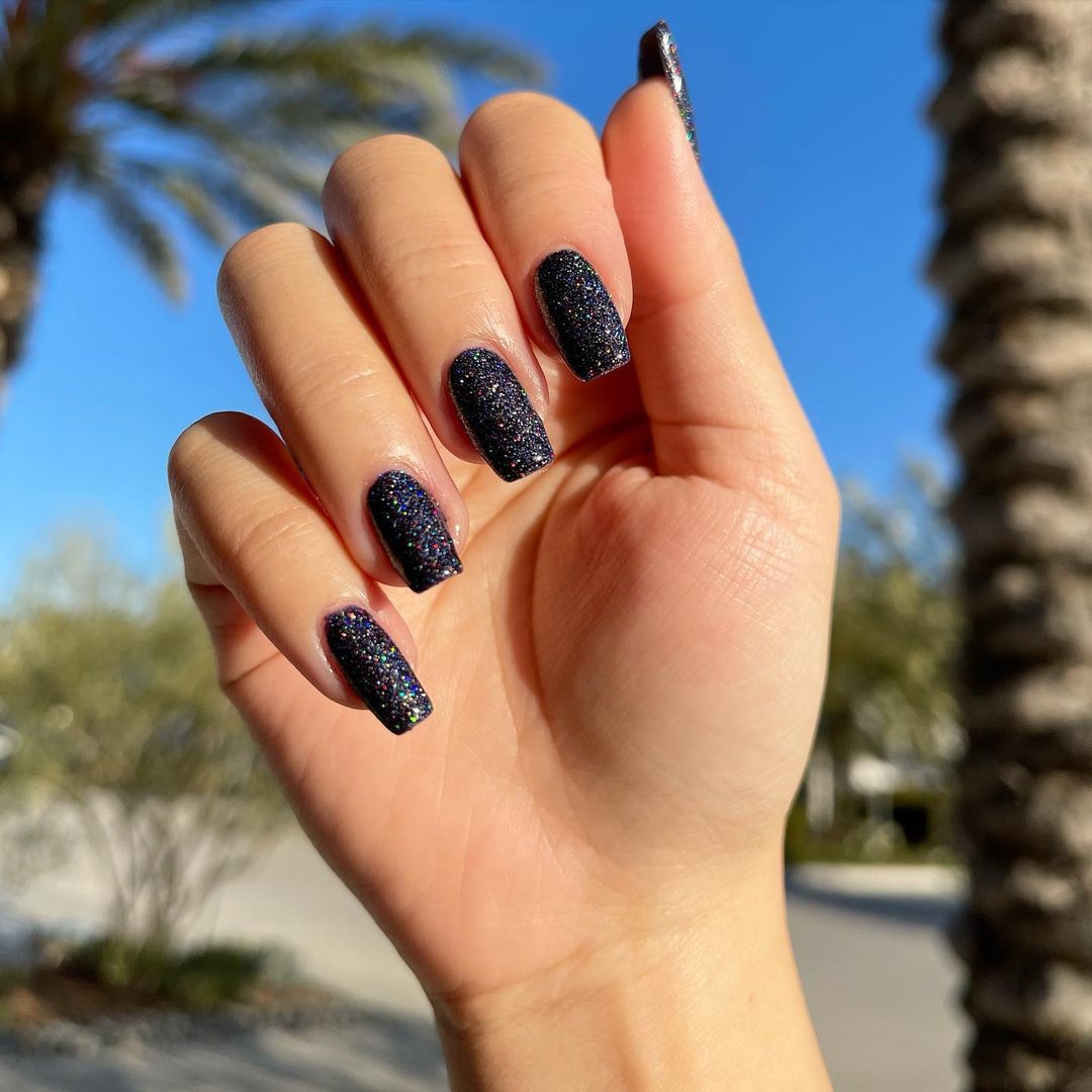 DND DC Soak-off Gel Polish #253 Midnight 0.6 oz