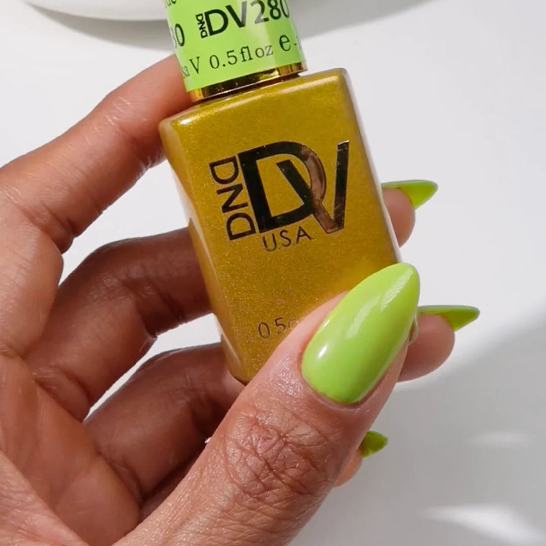 DND Diva Matching Polish Set Gel & Lacquer - #280 Salsa Verde