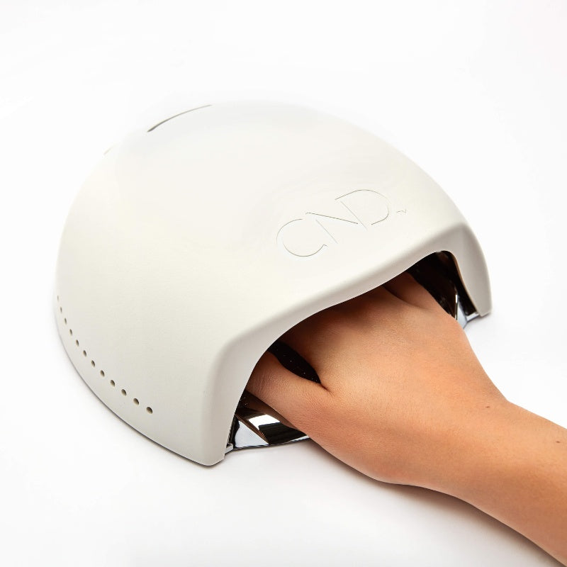 CND Shellac LED Lamp 3.0 - in use